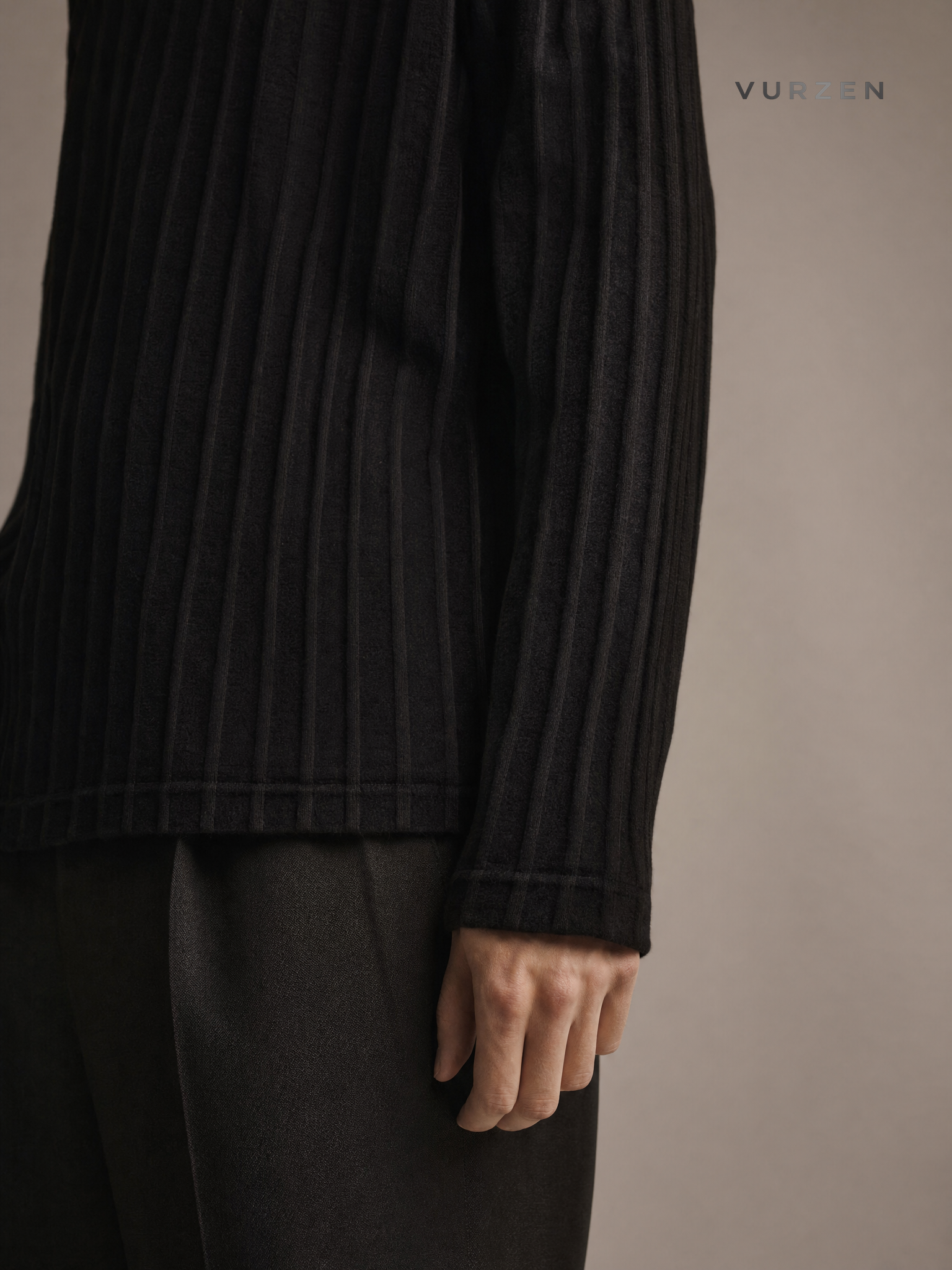Men’s Thick Fleece Lined Knit Pullover Sweater detail