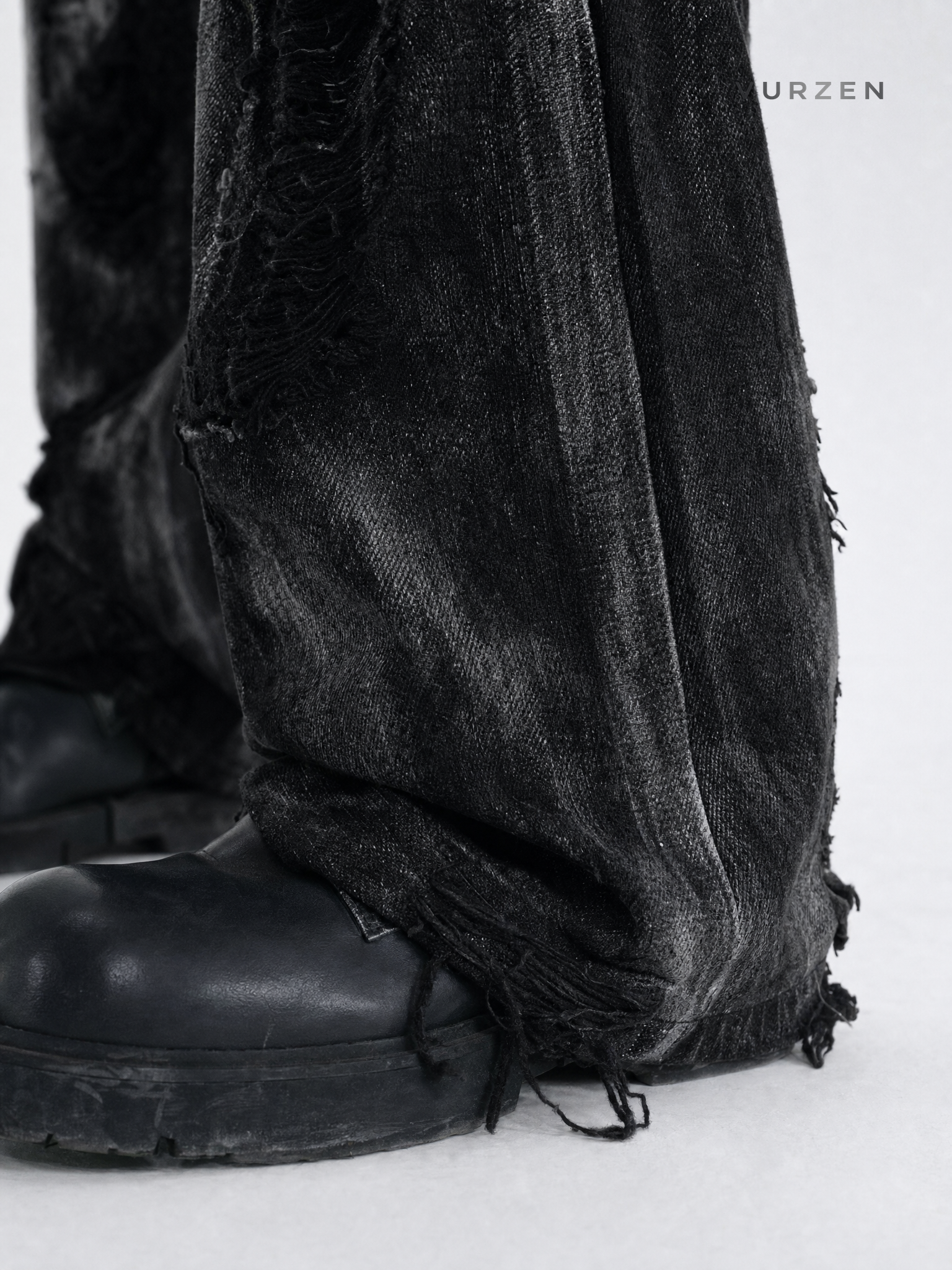 Black Washed Streetwear Straight-Leg Denim Jeans detail