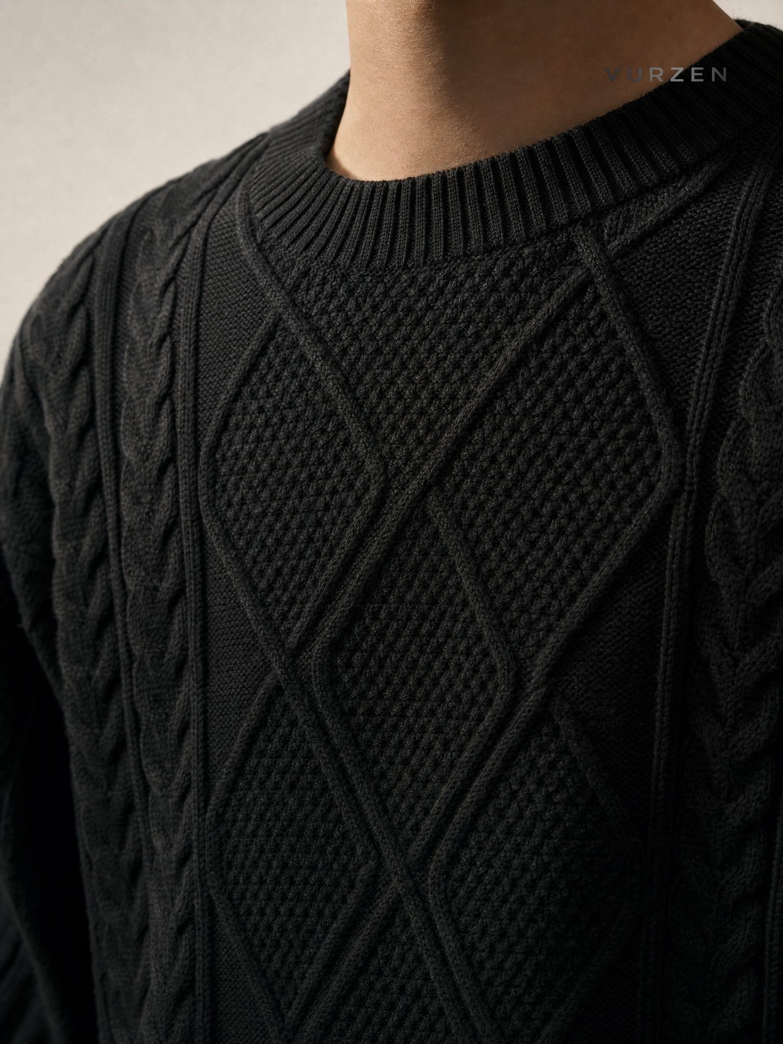 Vintage Thick Knit Pullover Sweater for Men detail