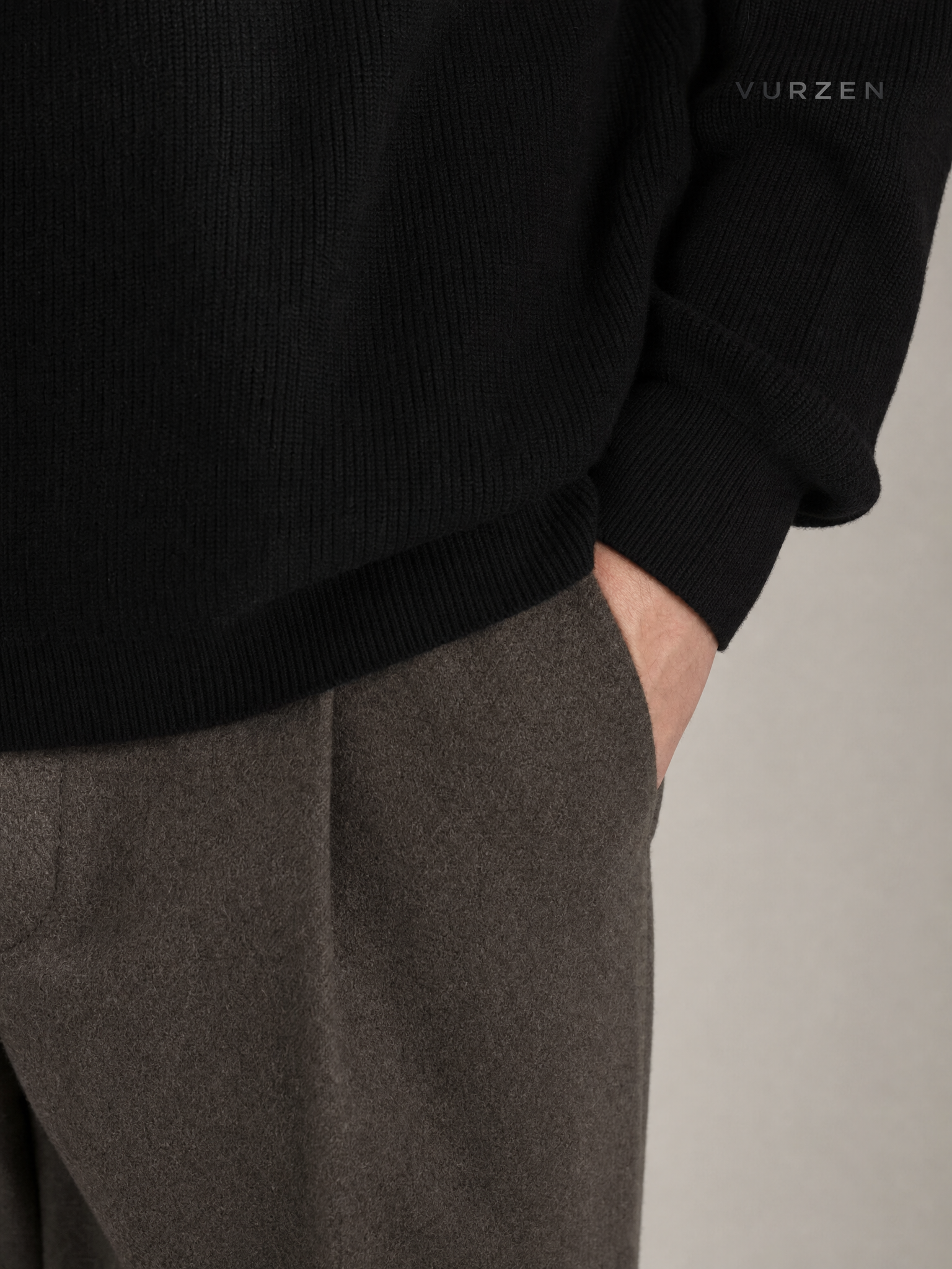 Vintage Style Men’s Half-Turtleneck Knit Sweater detail