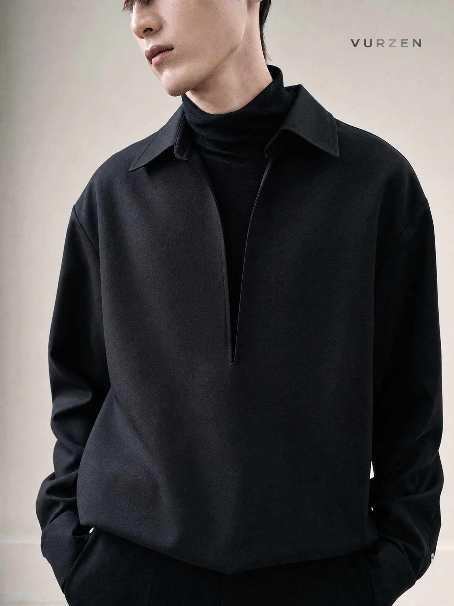 French V-Neck Colorblock Pullover Shirt for Men detail