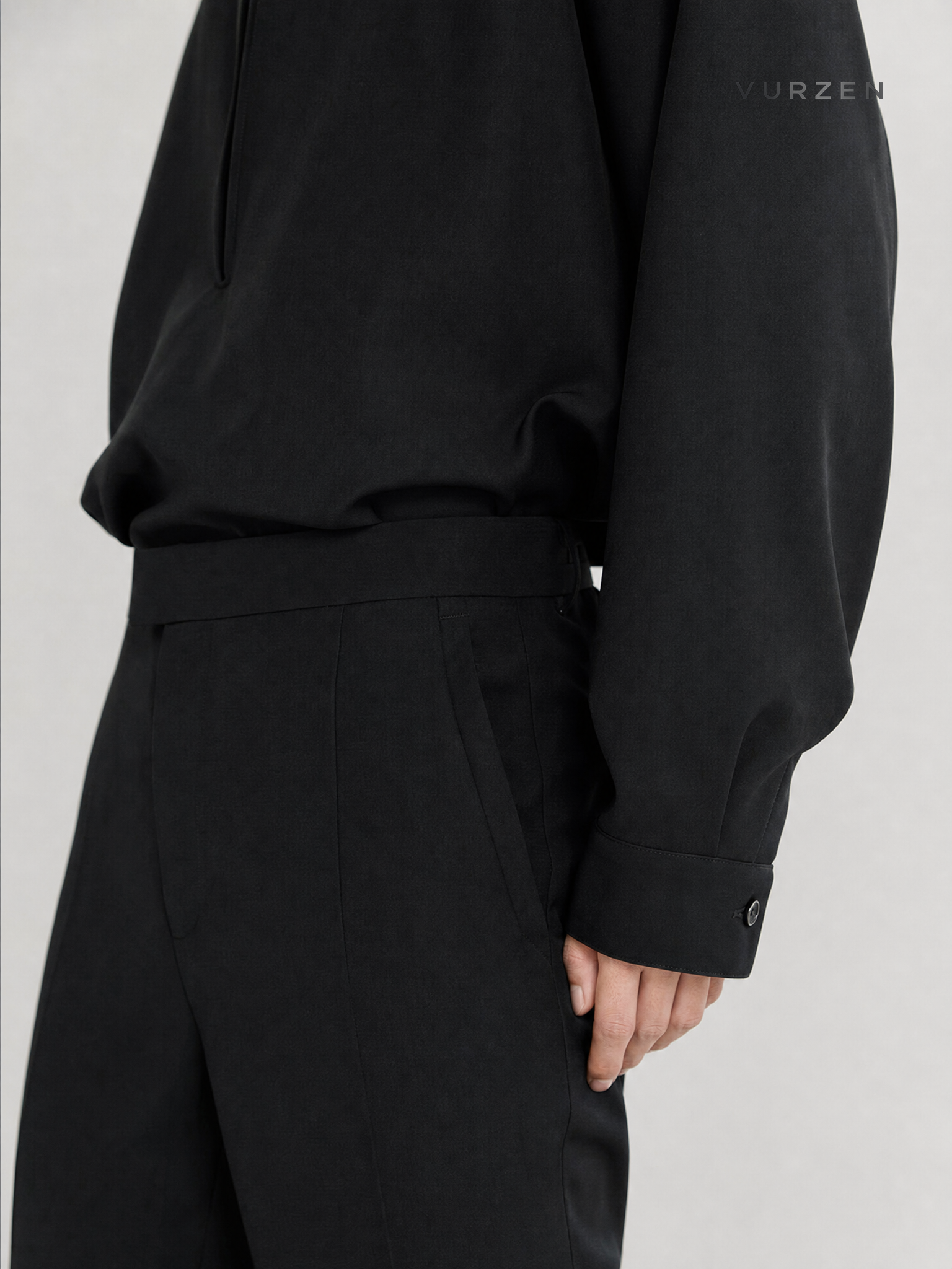 French V-Neck Colorblock Pullover Shirt for Men detail