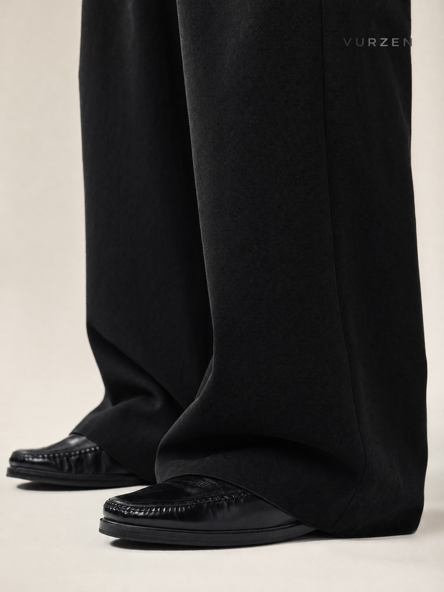 Cleanfit Gray Wide-Leg Wrinkle-Free Dress Pants detail
