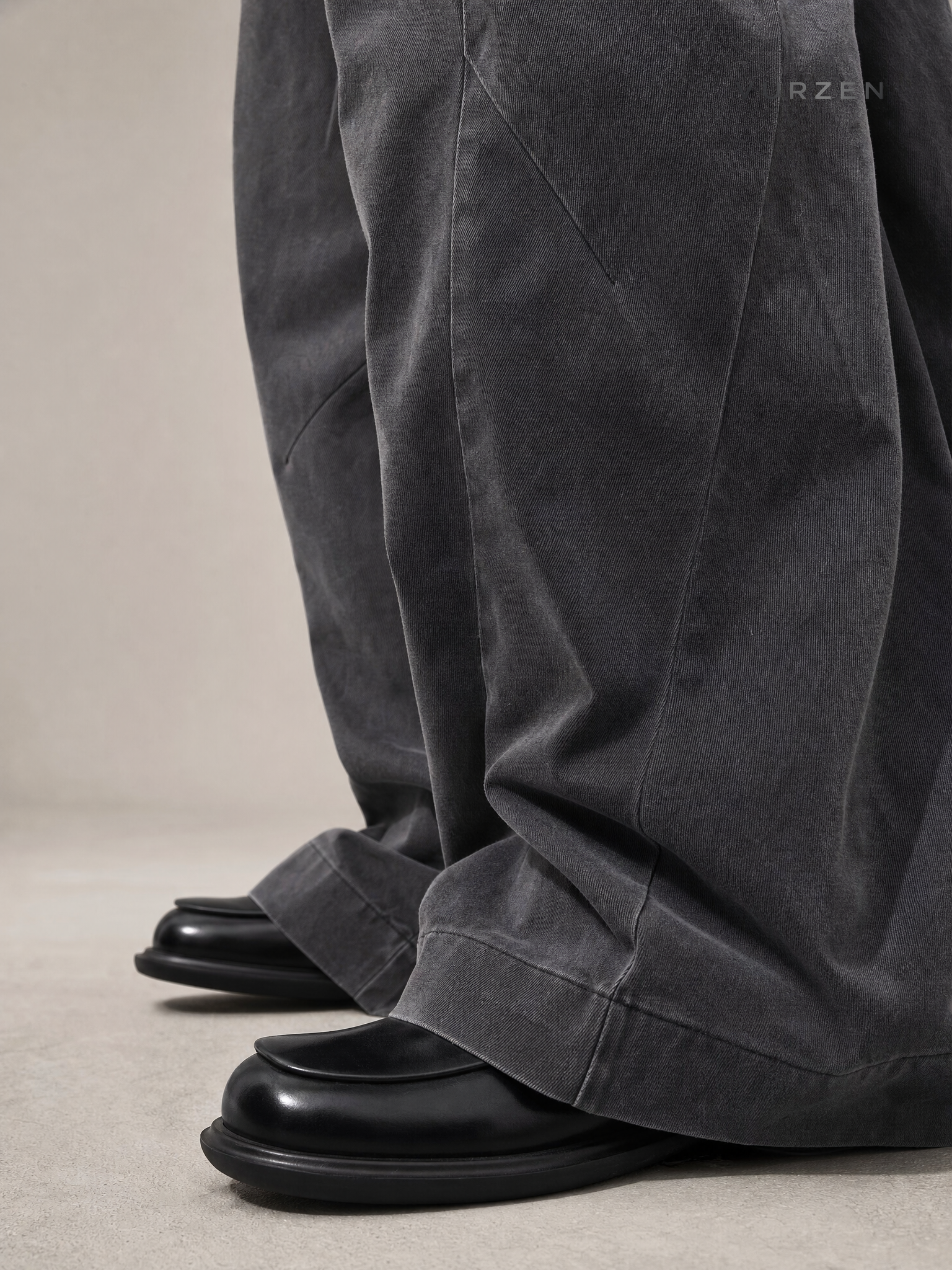 Vintage American Workwear Straight-Leg Cargo Pants detail