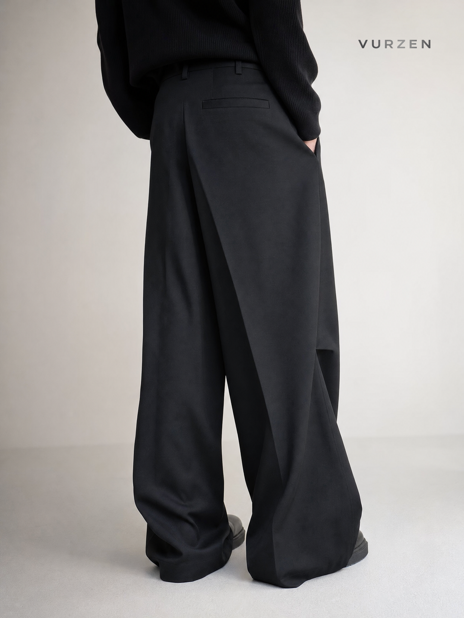 York Zoom Black High-Waist Wide-Leg Casual Pants detail