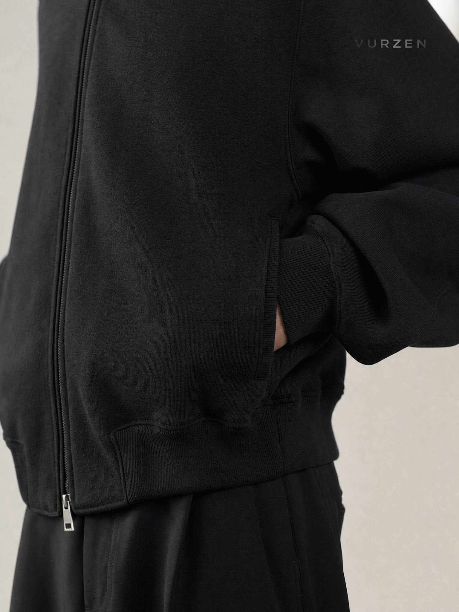 Boxy Fit American Streetwear Hooded Zip-Up Jacket detail