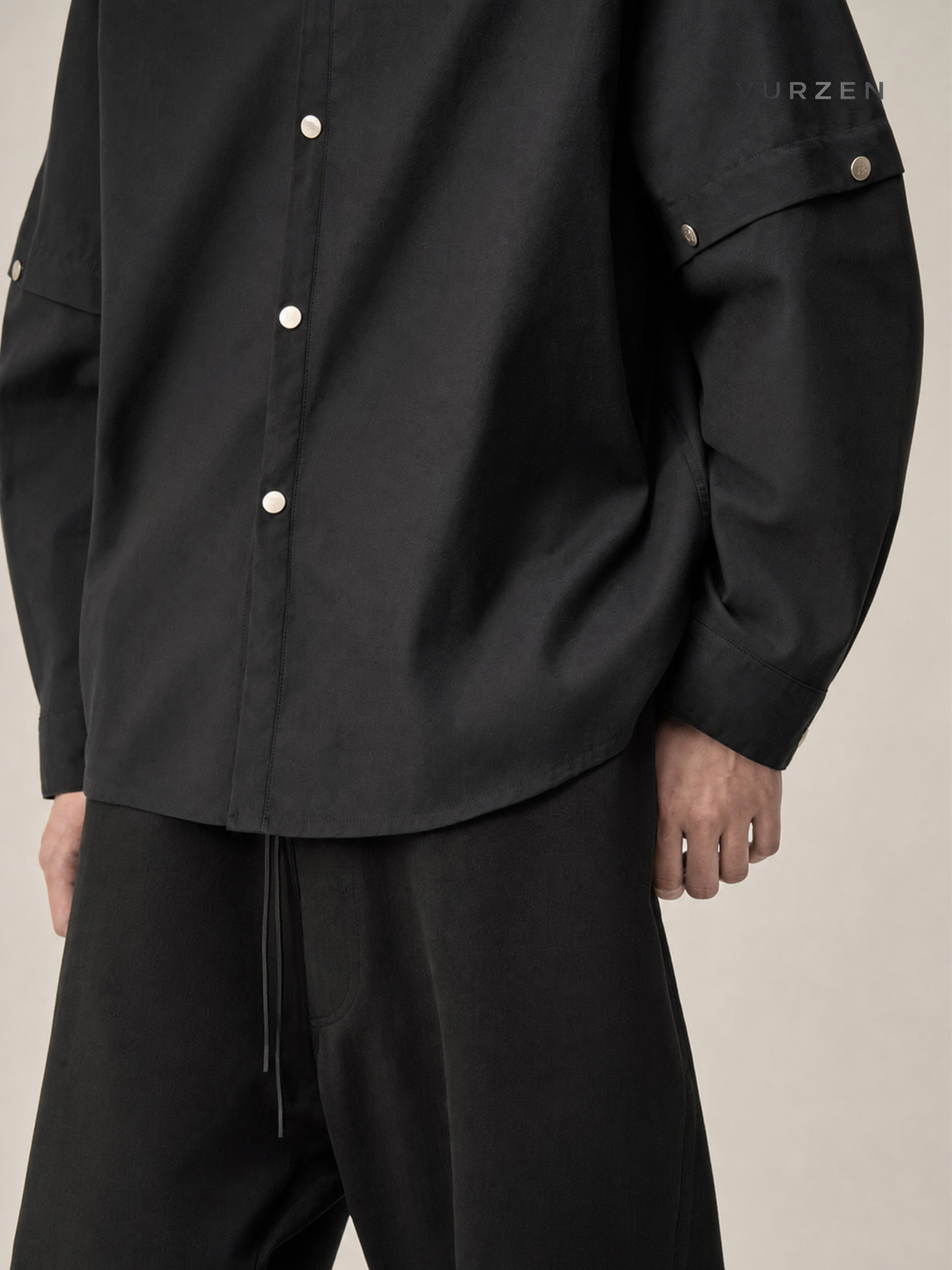 Black Detachable Shoulder Pad Casual Shirt for Men detail